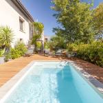 Piscine coque polyester à fond plat, angles droits et parois droites modèle Futuna