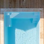 Piscine coque polyester à fond plat angles droits et parois droites modèle Maui